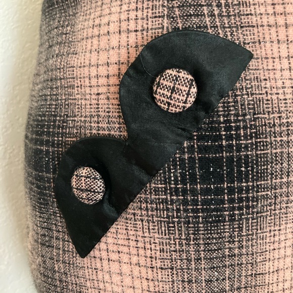 Marc Jacobs retro style wool lined pencil skirt. Black and pink plaid, size 4 - Picture 5 of 13